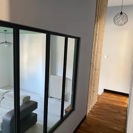 Gite De Tom Et Mag Classe 3 * Clevacances * Pontgibaud